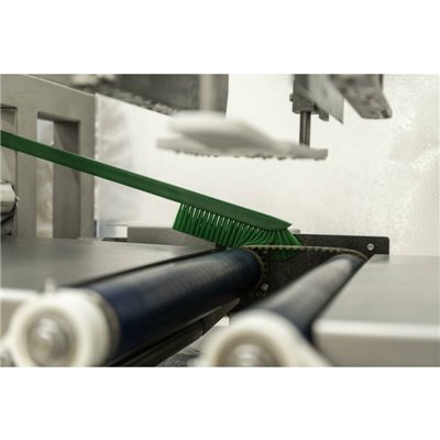 Vikan Ultra-Slim Cleaning Brush with long handle, 600mm, Medium